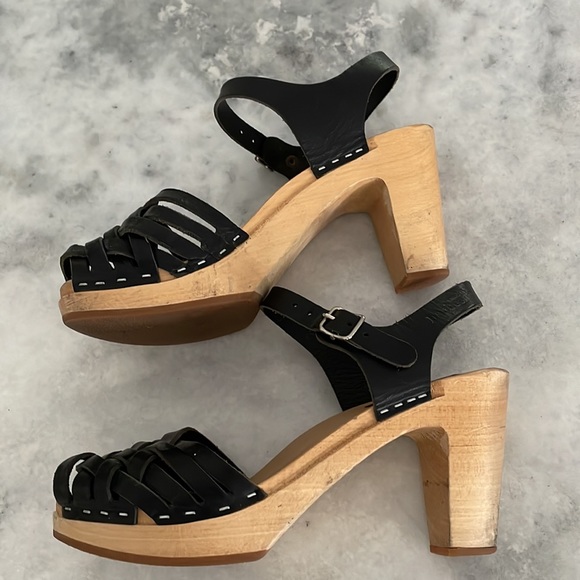 Swedish Hasbeens Black Braided Sky High Peep toe Wooden Stapled Clogs/Sandals - Picture 10 of 16